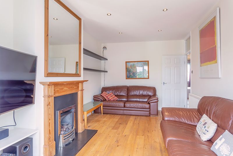 Living Room- click for photo gallery